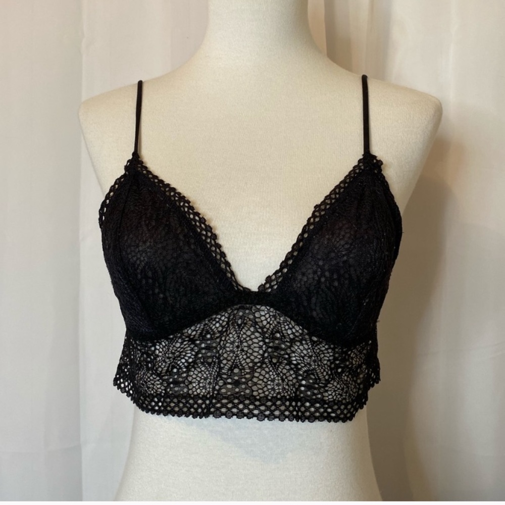 Victoria’s Secret lace bralette
